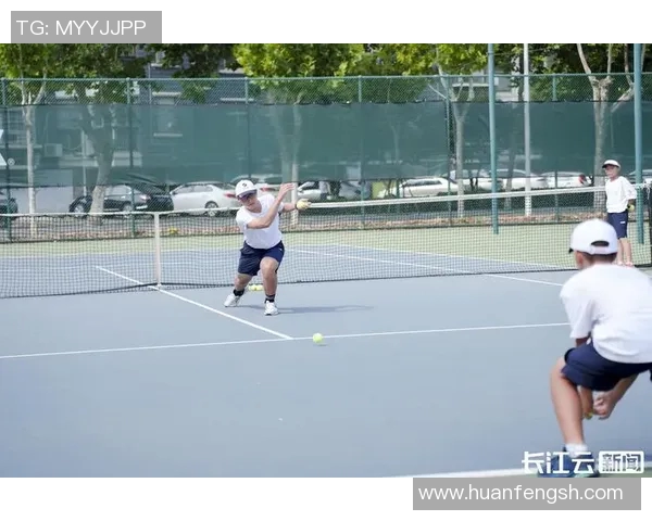 武汉网球队战术揭秘：网球巨献背后的策略与团队协作分析